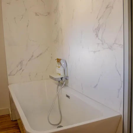 Le Patio Des Arts - By Prestiplace Tours