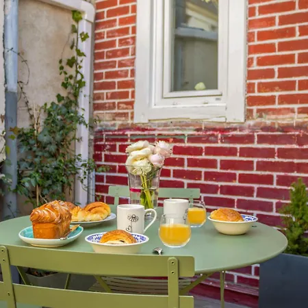 Villa Le Patio Des Arts - Parking - By Prestiplace Tours