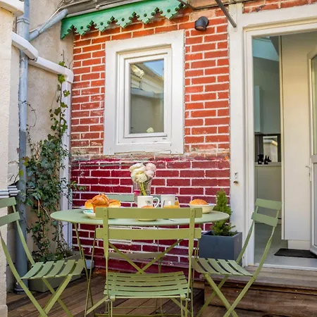 Le Patio Des Arts - Parking - By Prestiplace *