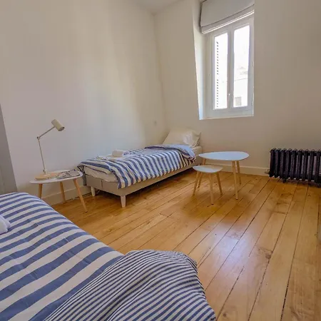 Le Patio Des Arts - By Prestiplace