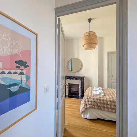 Villa Le Patio Des Arts - Parking - By Prestiplace Tours
