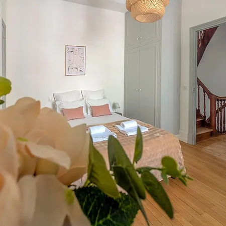 Le Patio Des Arts - By Prestiplace *