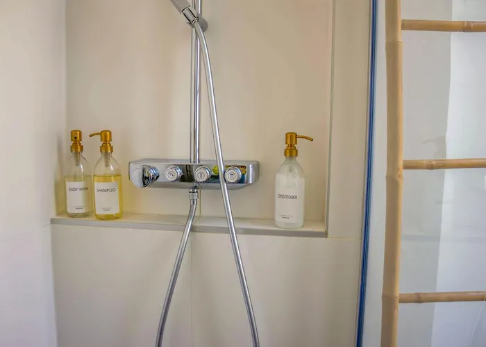 Le Patio Des Arts - By Prestiplace *