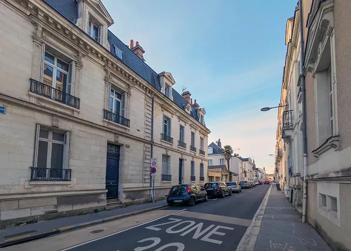 Le Patio Des Arts - By Prestiplace * Tours